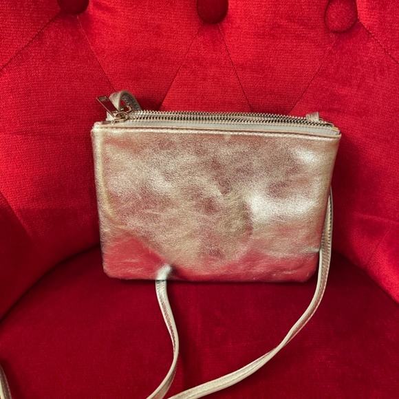 Free People metallic silvery light blue crossbody bag - Picture 6 of 6